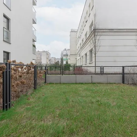 With Terrace Rezydencja Lazienki Park By Renters Prestige Warsaw